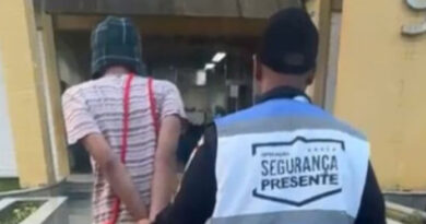 Detuvieron al “Chavo del 8″ por tenencia de drogas en Brasil