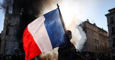 ¿Suspenden las redes sociales? La curiosa medida que podría tomar Francia para frenar la ola de violencia